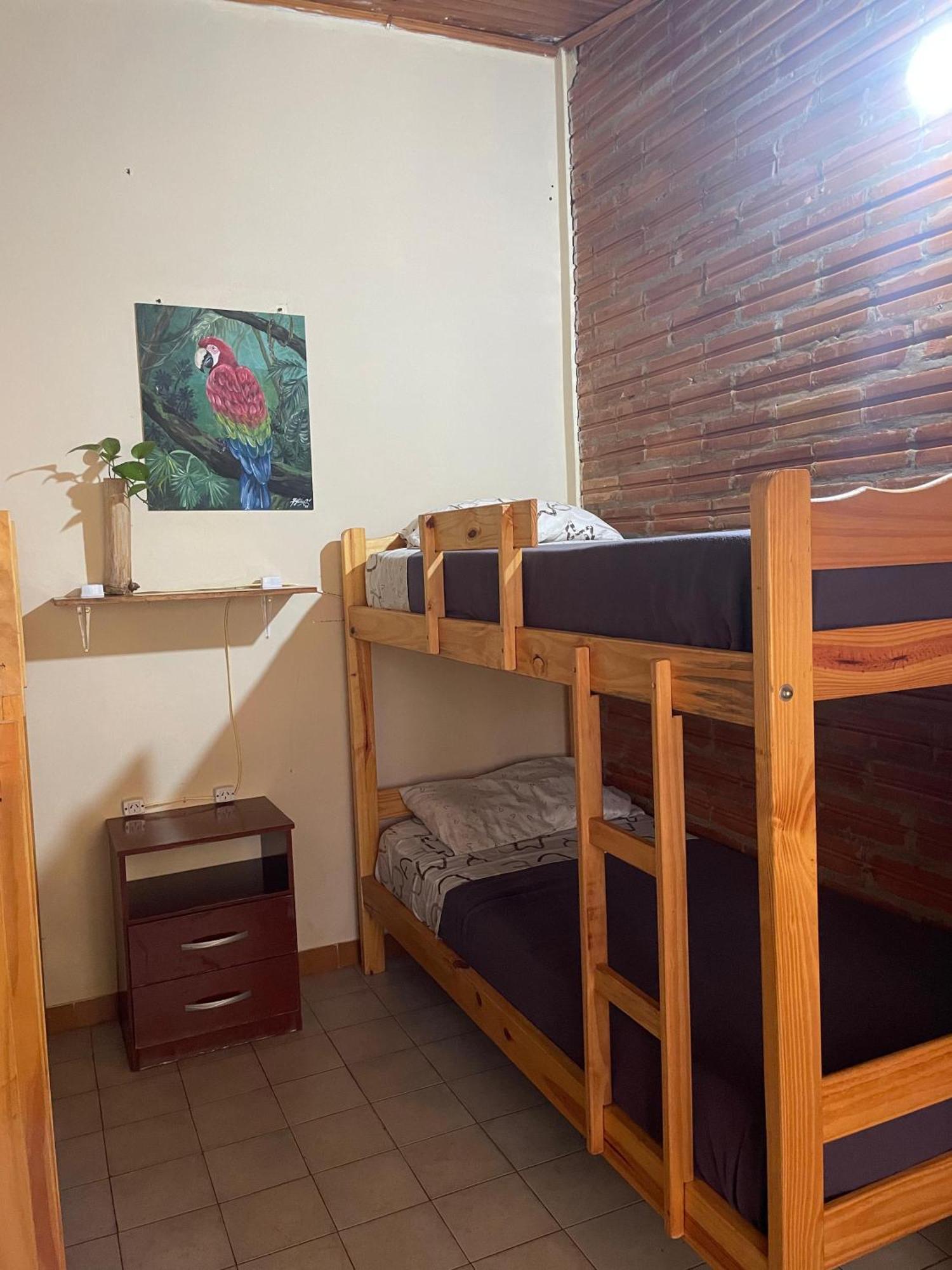 Bungalow Hostel Iguazu Puerto Iguazu Exterior photo